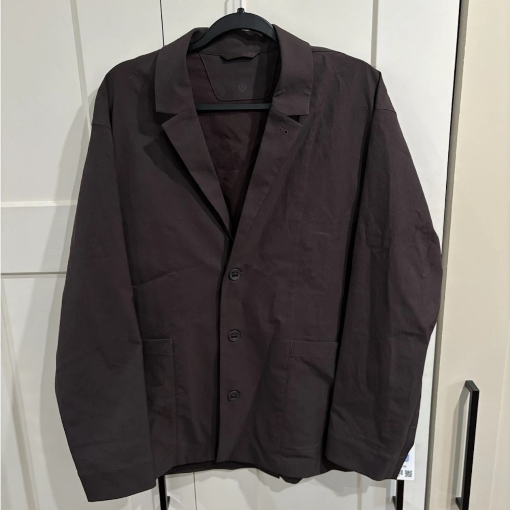 Lululemon Men's Relaxed-Fit Pockets Casual Lightweight Twill Blazer Black large.